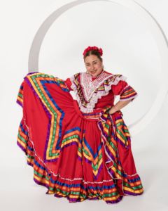 elvia-min